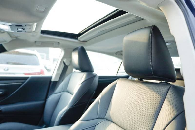 2024 Lexus ES thumbnail 5