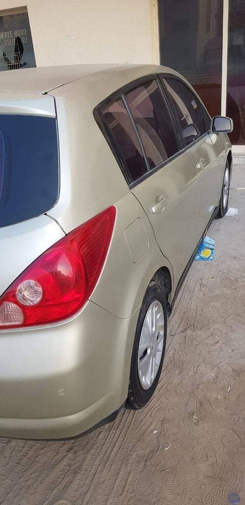 2008 Nissan Tiida thumbnail 4