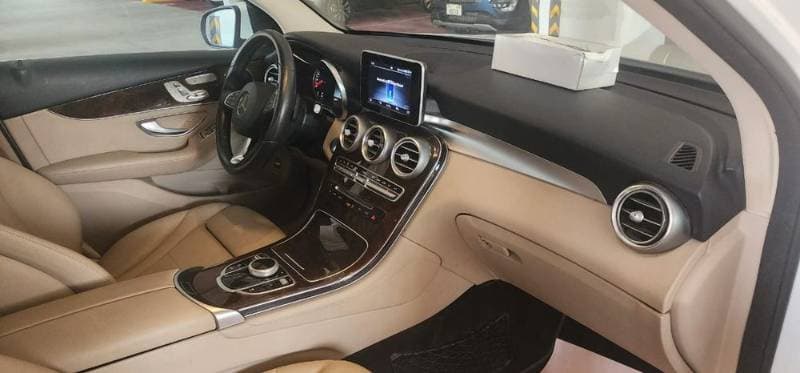 2018 Mercedes-Benz 300 thumbnail 5