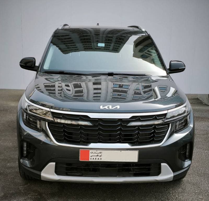 2024 Kia Seltos thumbnail 2