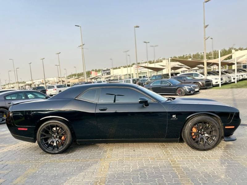 2020 Dodge Challenger thumbnail 4
