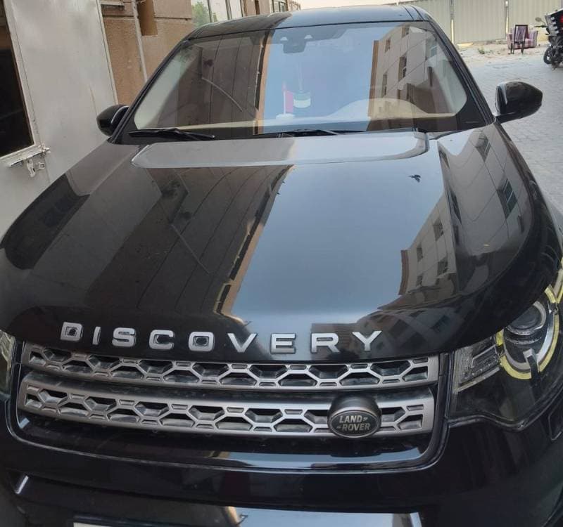 2016 Land Rover Discovery Sport thumbnail 2