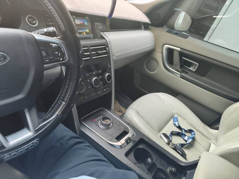 2016 Land Rover Discovery Sport thumbnail 4
