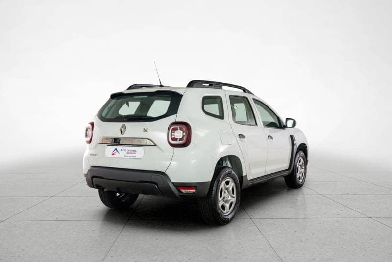 2024 Renault Duster thumbnail 3