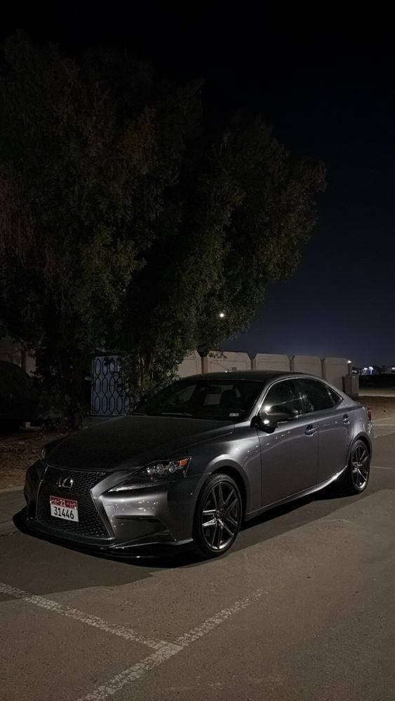 2015 Lexus IS 350 thumbnail 2