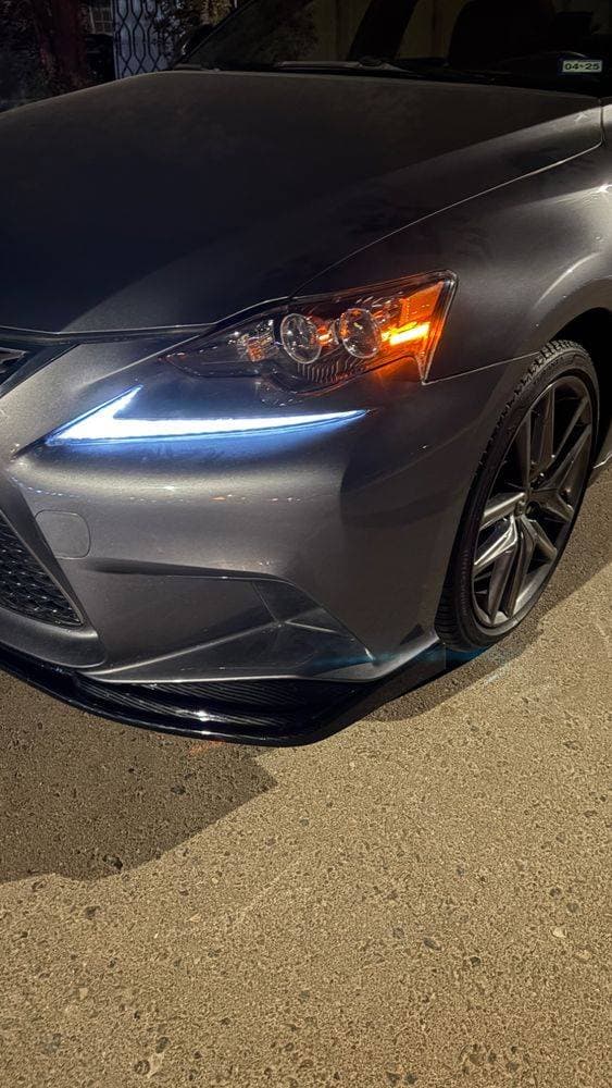 2015 Lexus IS 350 thumbnail 3