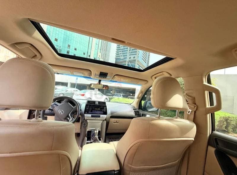 2018 Toyota Land Cruiser Prado thumbnail 5