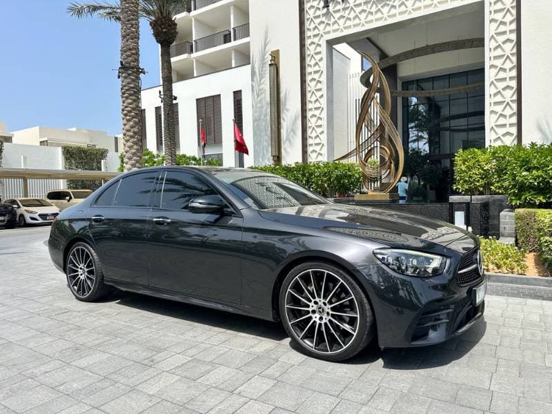 2021 Mercedes-Benz E-Class thumbnail 3