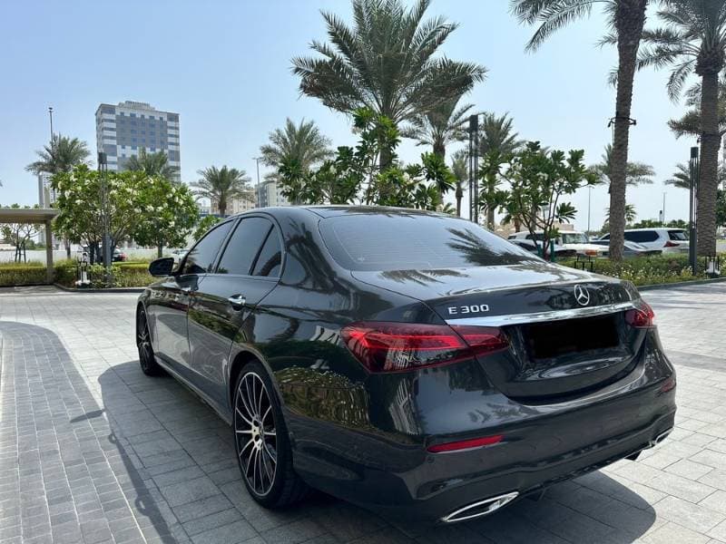 2021 Mercedes-Benz E-Class thumbnail 6