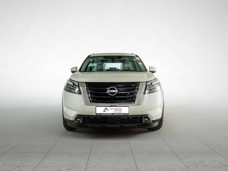 2024 Nissan Pathfinder thumbnail 8