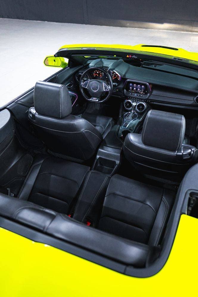 2022 Chevrolet Camaro Convertible thumbnail 2