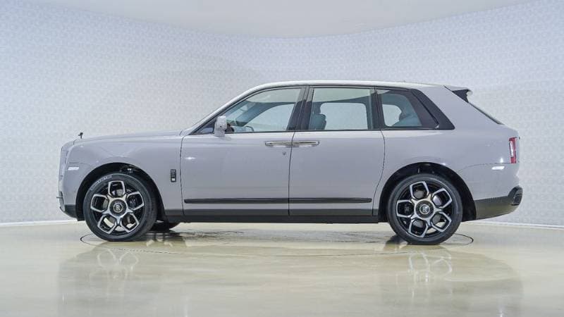 2022 Rolls Royce Cullinan thumbnail 10