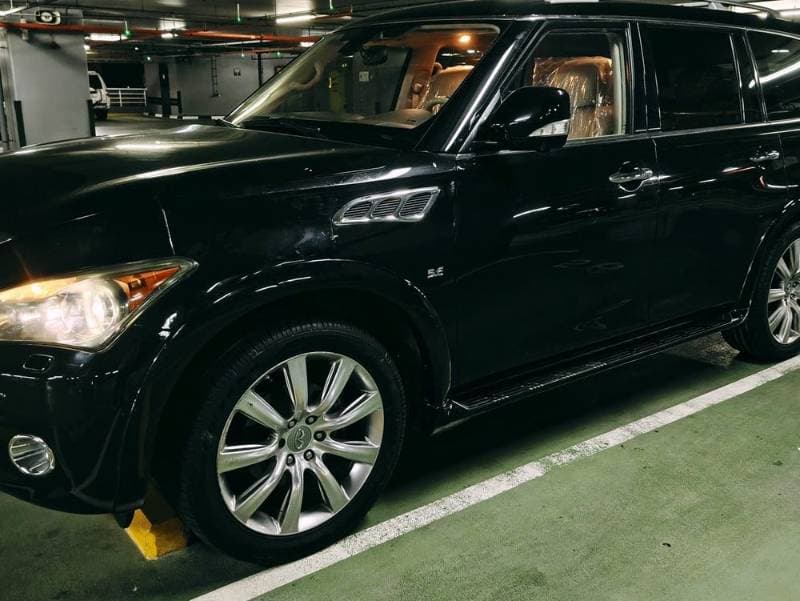 2014 Infiniti QX80 thumbnail 4