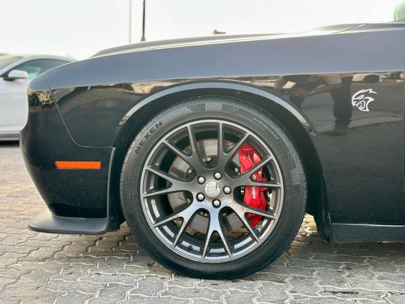 2020 Dodge Challenger thumbnail 9