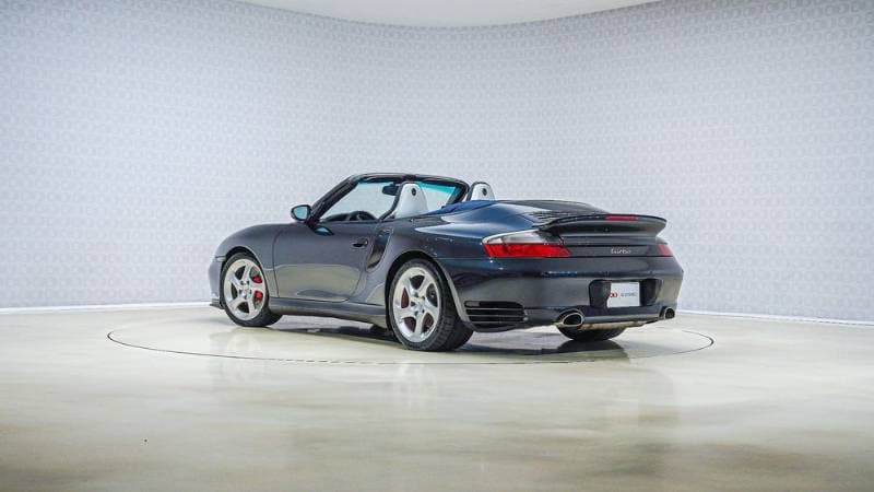 2004 Porsche 911 thumbnail 2