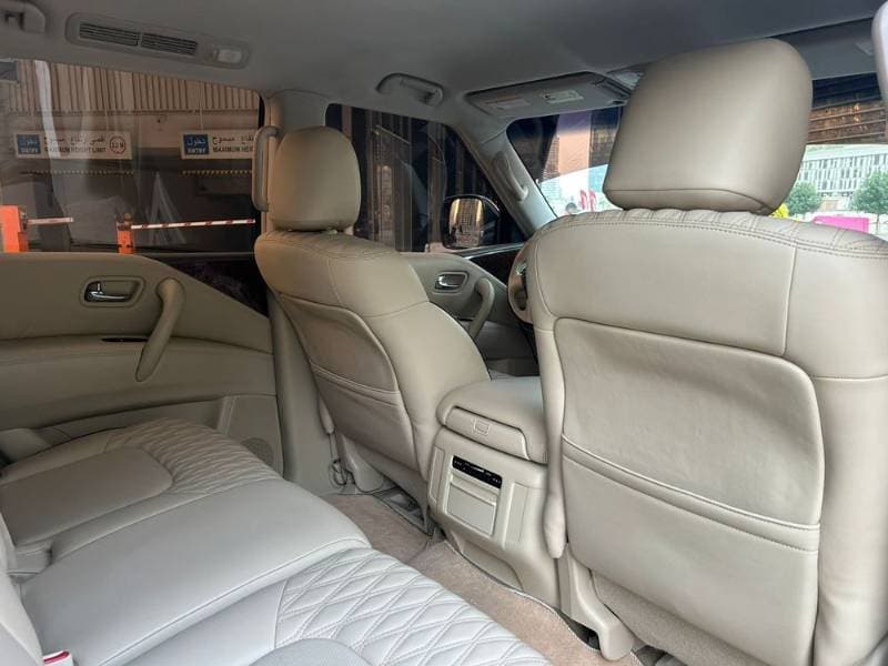 2017 Nissan Patrol thumbnail 5