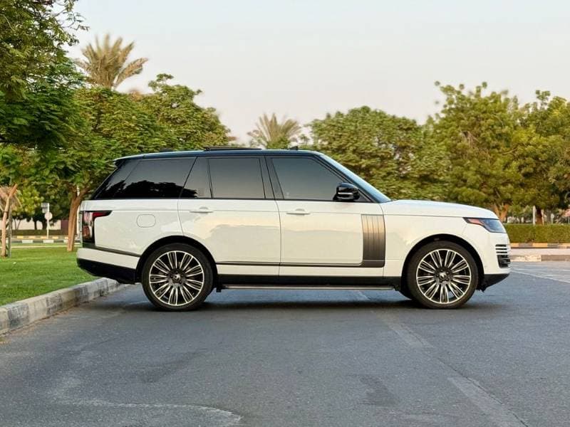 2021 Land Rover Range Rover thumbnail 8