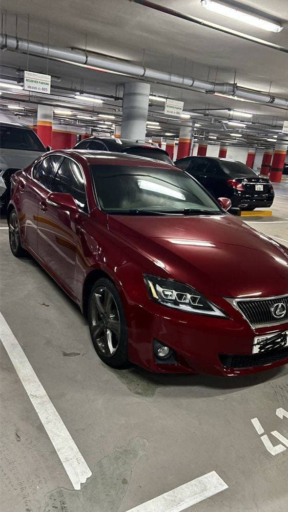 2011 Lexus IS250 thumbnail 2