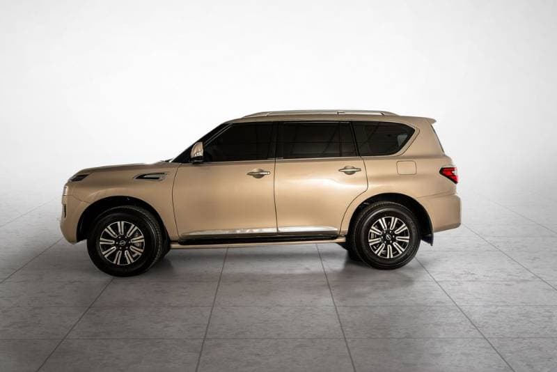 2022 Nissan Patrol thumbnail 6