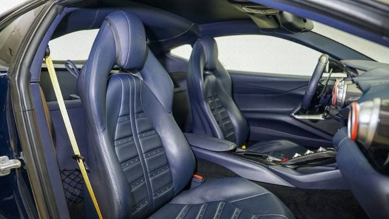 2018 Ferrari 812 Superfast thumbnail 10