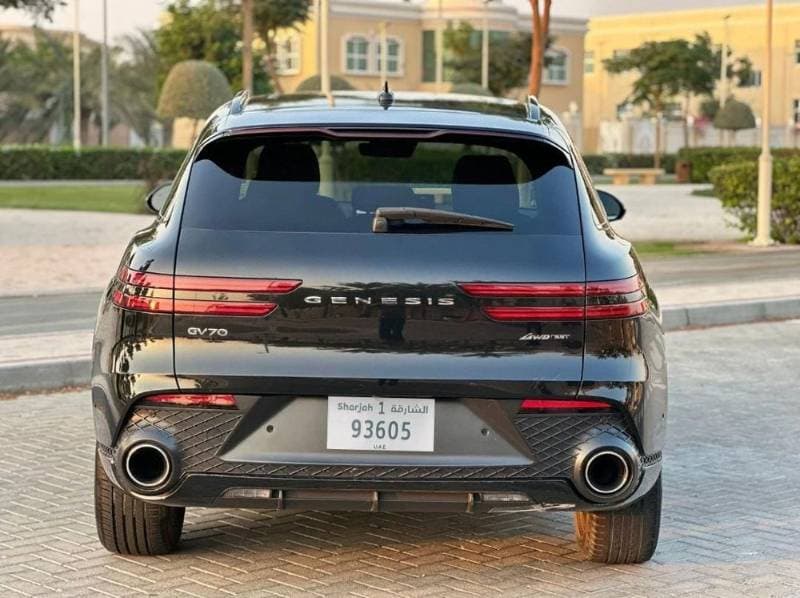 2022 Genesis GV70 thumbnail 4