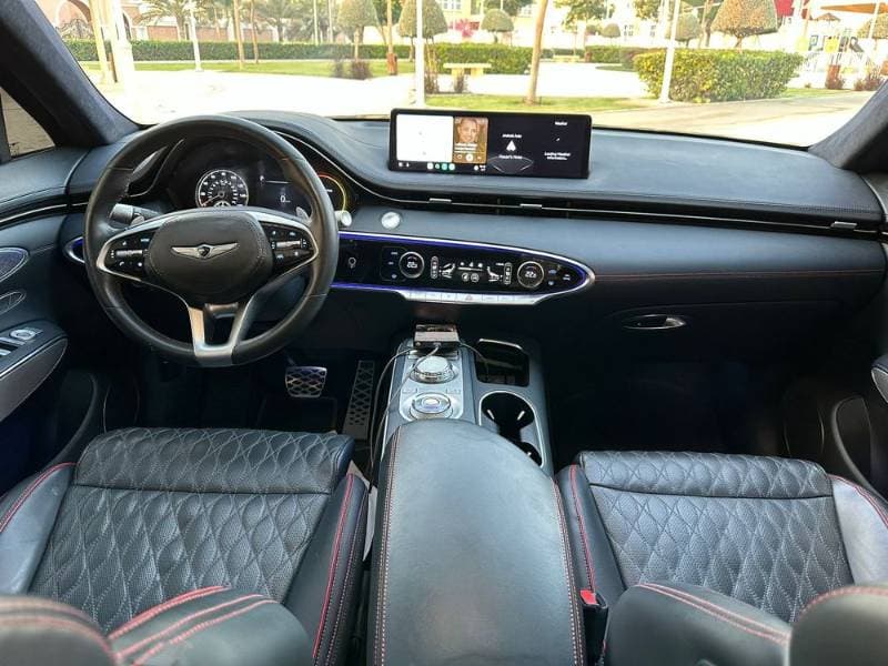 2022 Genesis GV70 thumbnail 5