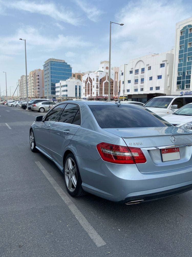 2013 Mercedes-Benz 300/350/380 thumbnail 2