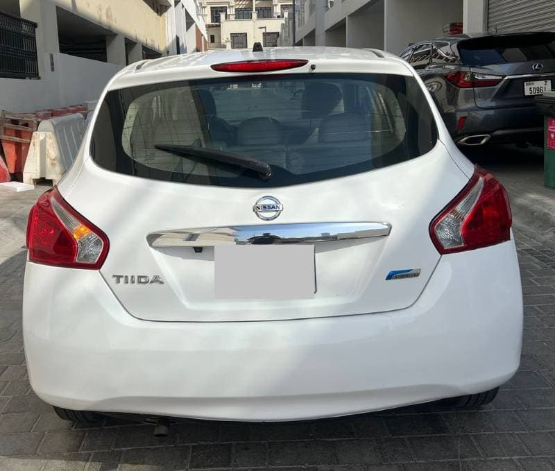 2015 Nissan Tiida thumbnail 5