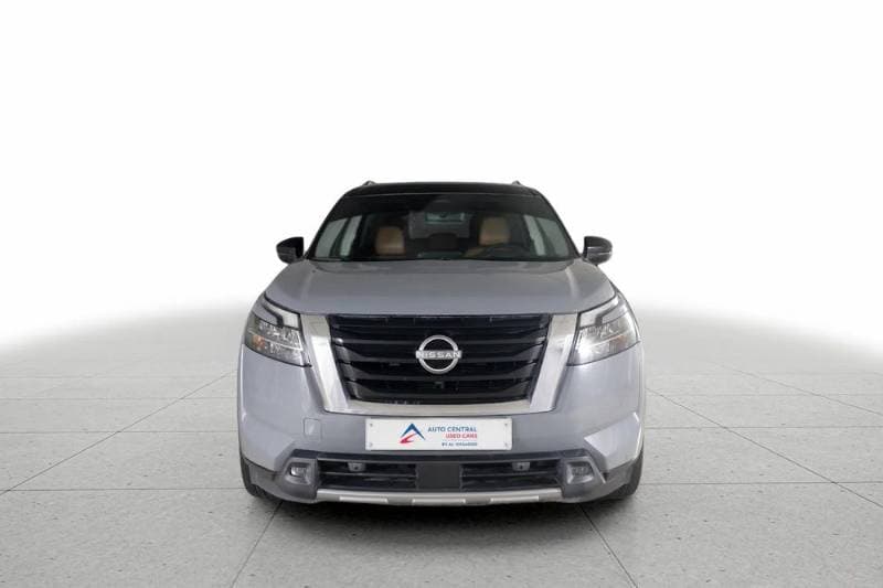 2023 Nissan Pathfinder thumbnail 7