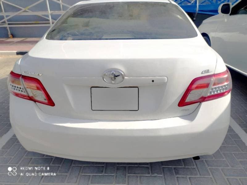 2011 Toyota Camry thumbnail 4