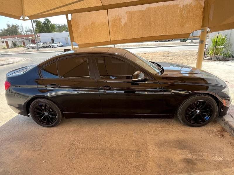 2017 BMW 3 Series thumbnail 4