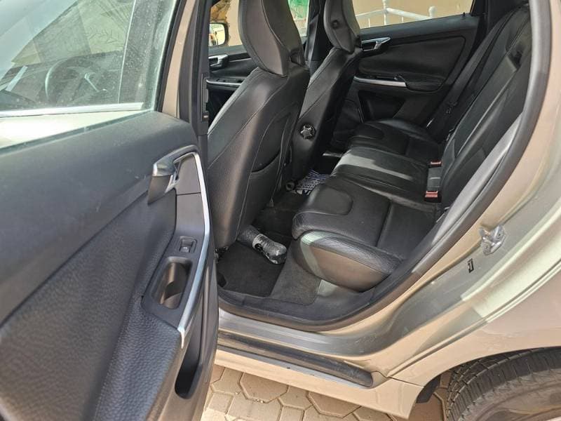 2014 Volvo XC60 thumbnail 4