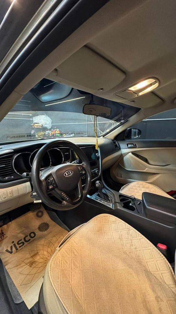 2012 Kia Optima thumbnail 3