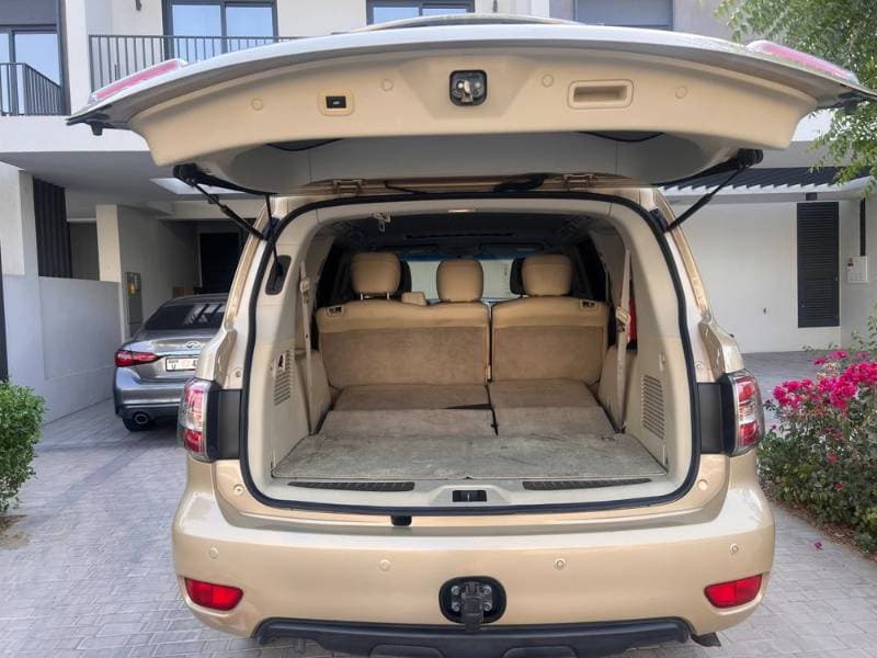 2015 Nissan Patrol thumbnail 4