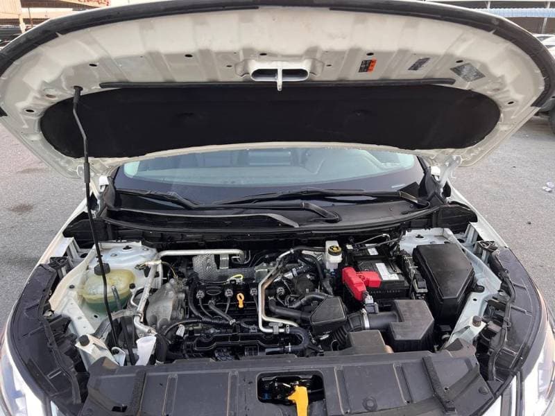 2021 Nissan Rogue thumbnail 5