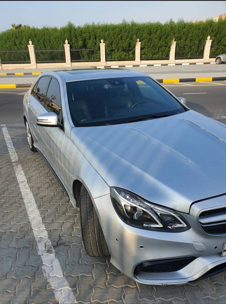 2010 Mercedes-Benz E-Class thumbnail 3