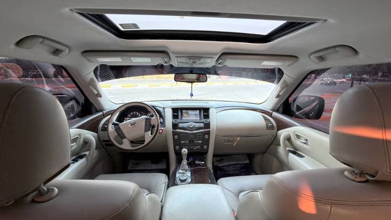 2015 Nissan Patrol thumbnail 8