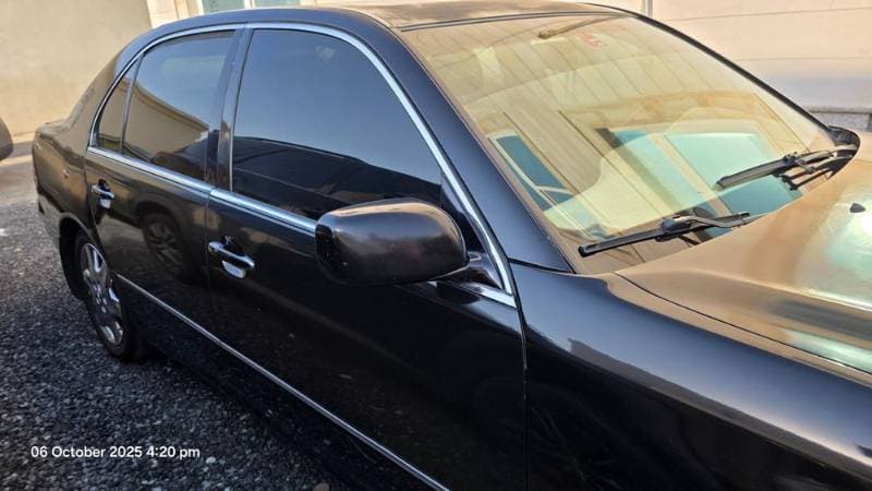 2004 Lexus LS 430 thumbnail 2