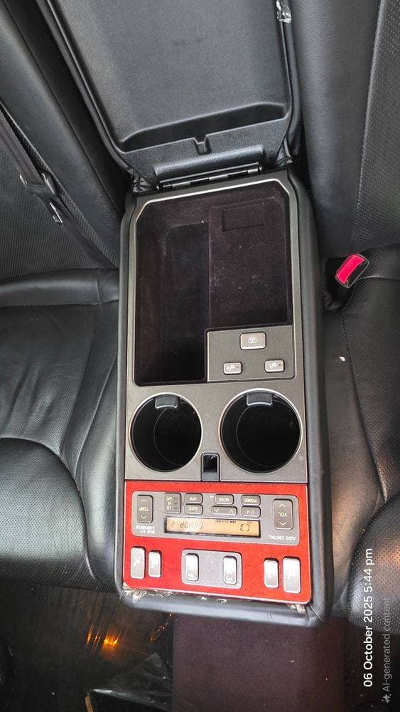 2004 Lexus LS 430 thumbnail 4