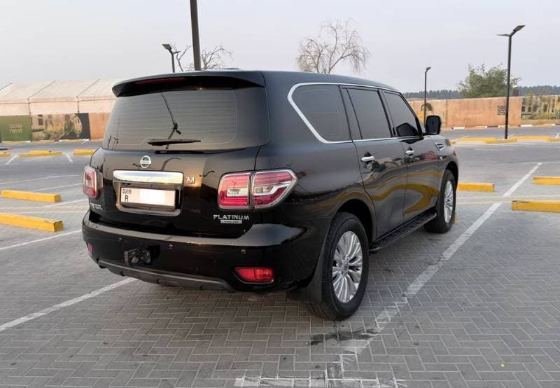 2015 Nissan Patrol thumbnail 5