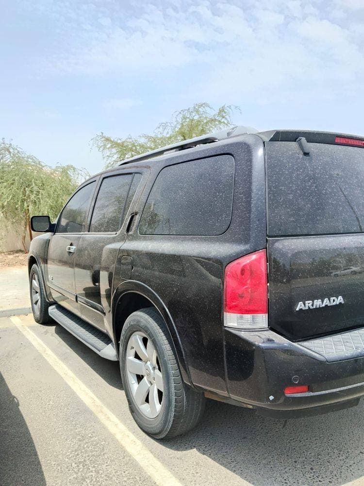 2009 Nissan Armada thumbnail 2