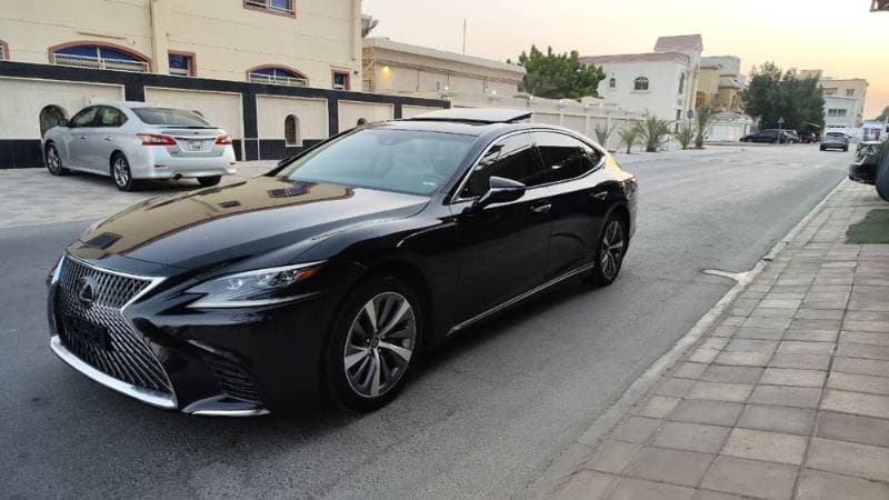 2019 Lexus LS-Series thumbnail 2