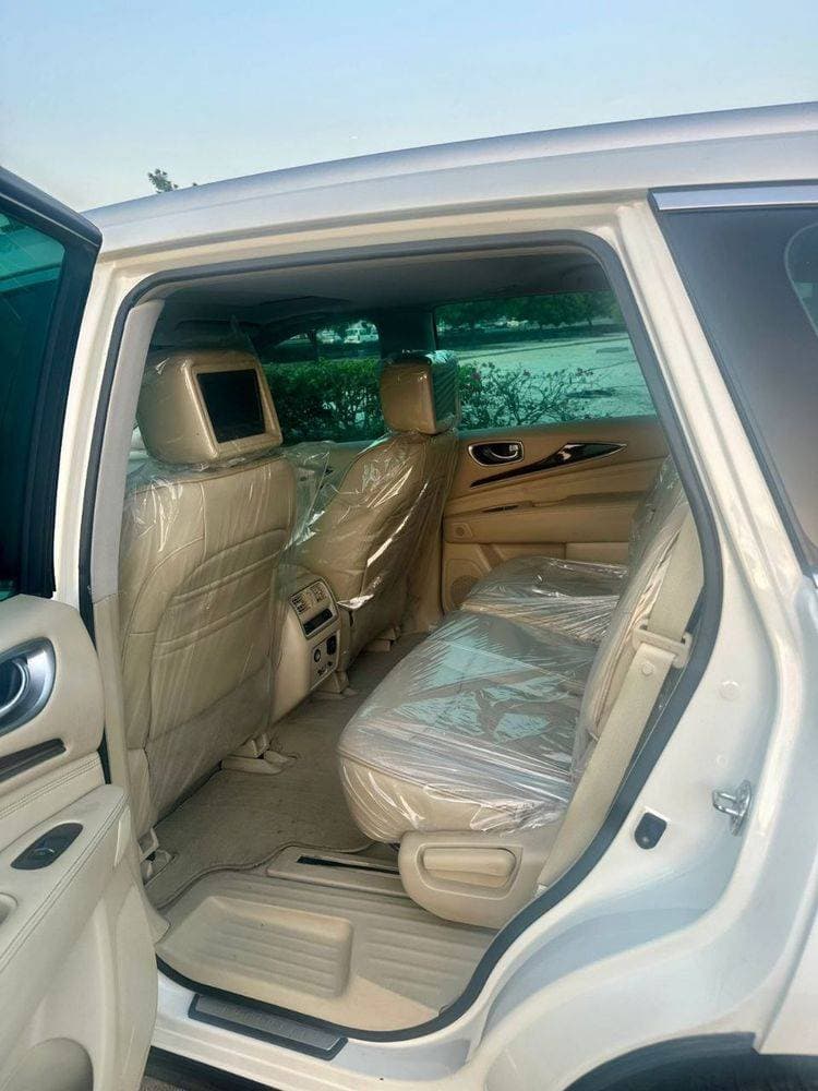2013 Infiniti JX35 thumbnail 3