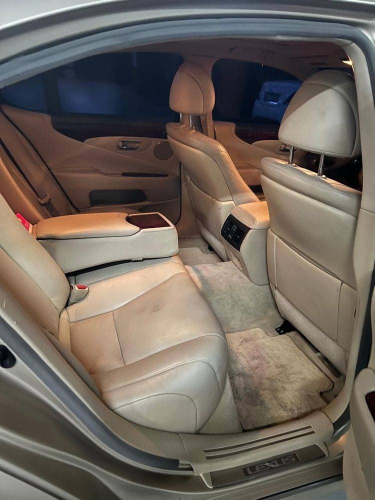 2007 Lexus LS 460 thumbnail 2