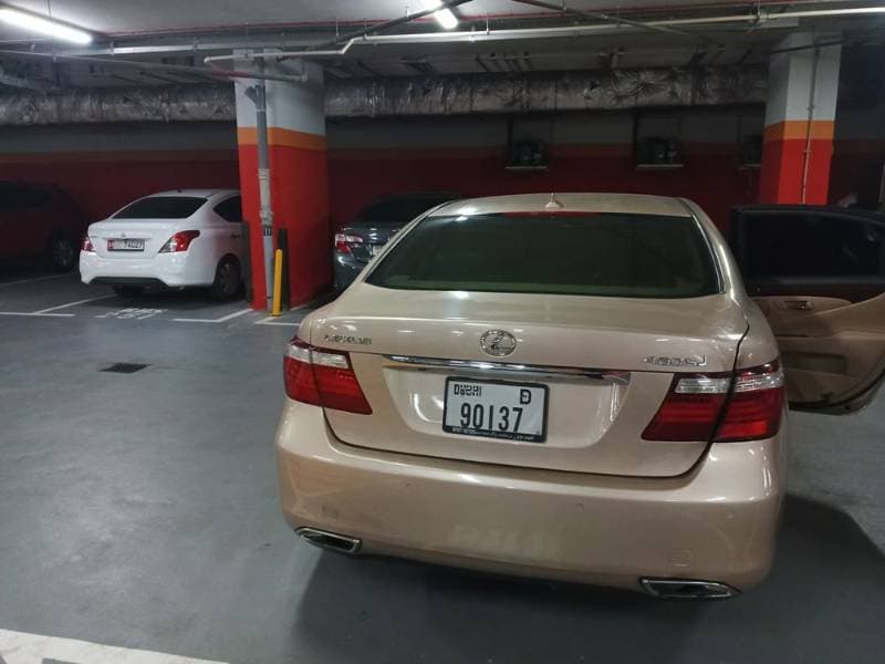 2007 Lexus LS 460 thumbnail 7
