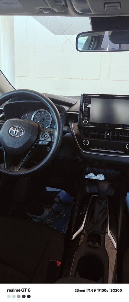 2022 Toyota Corolla thumbnail 3