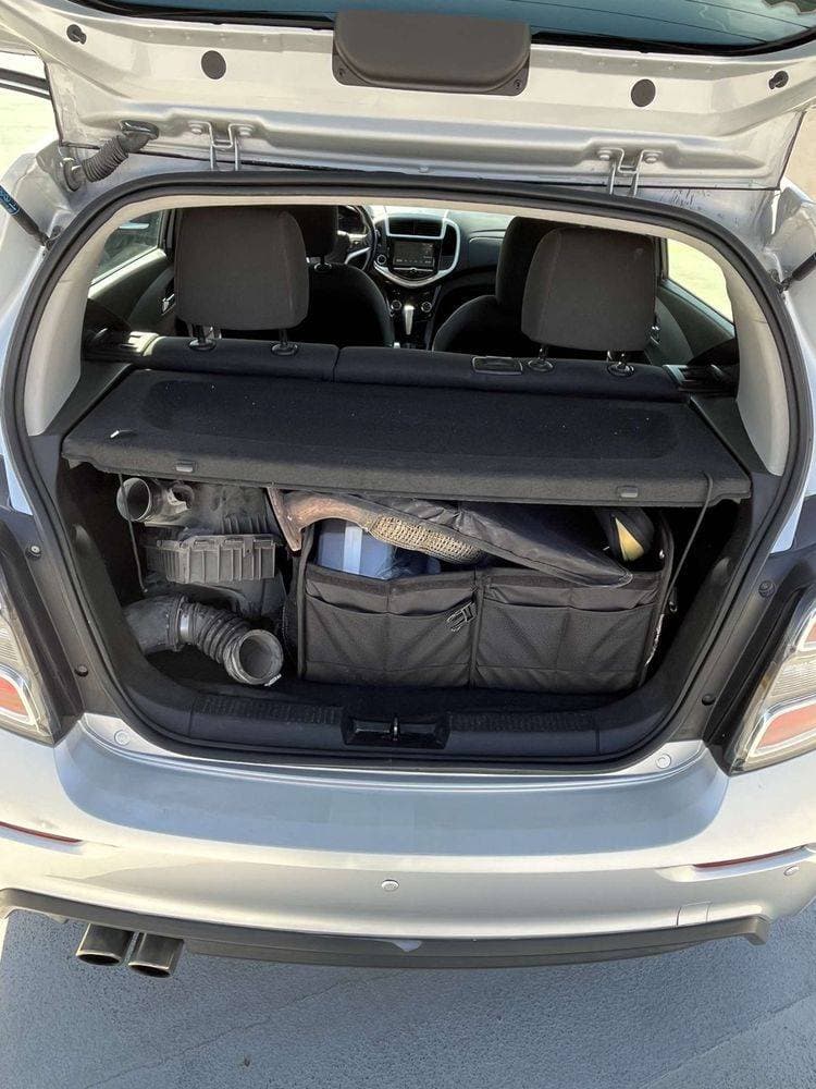 2017 Chevrolet Sonic thumbnail 3