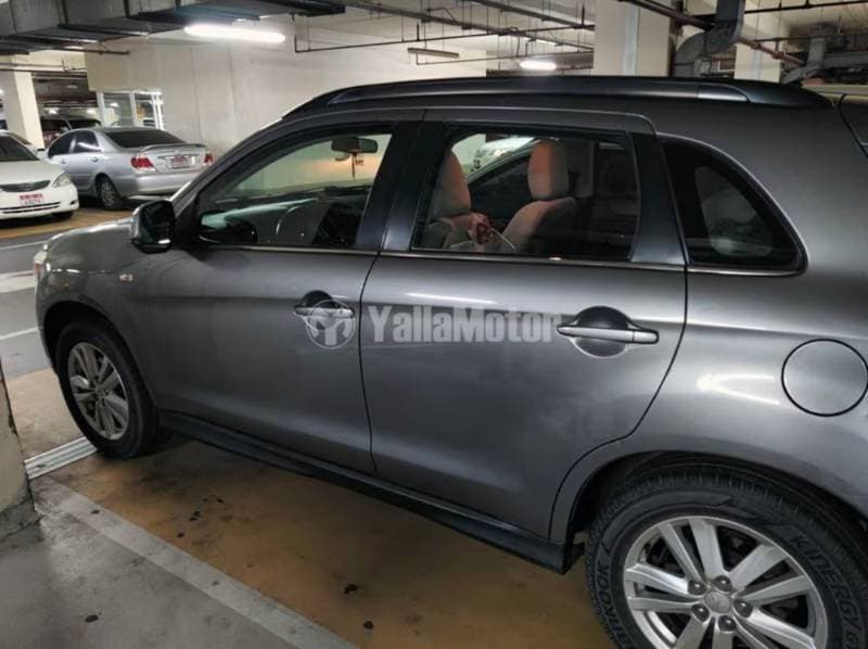 2013 Mitsubishi ASX thumbnail 4
