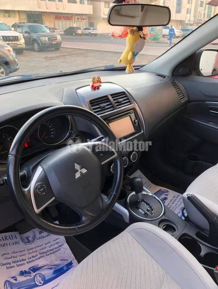 2013 Mitsubishi ASX thumbnail 3