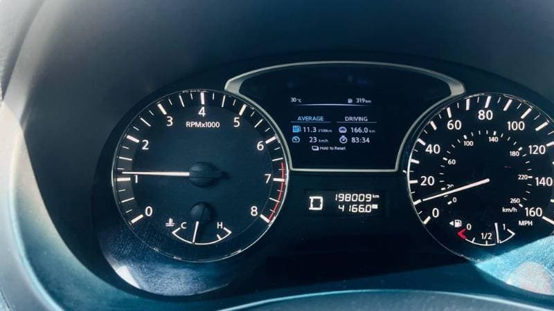 2015 Nissan Altima thumbnail 2